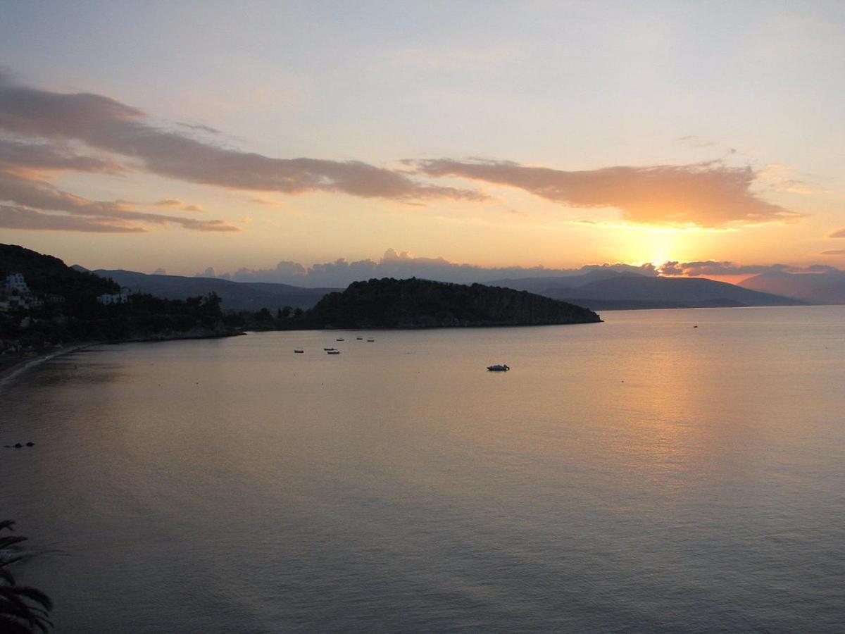 Flisvos Hotel Tolo Luaran gambar